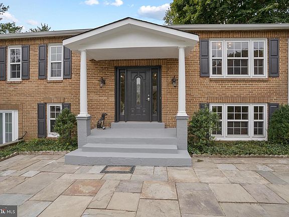 3rd image of 12012 Apple Knoll Ct