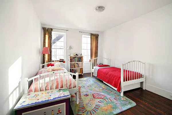 Rented by Town Residential | media 2