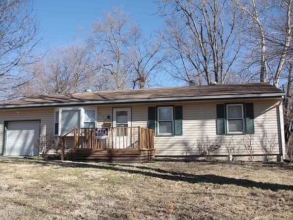 2nd image of 6113 N Olive St