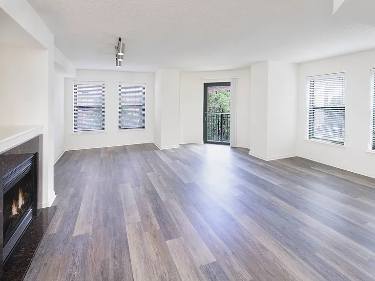 1301 Thomas Circle — Photo 26