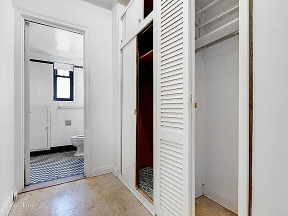 3rd image of 405 W 23rd St APT 5A