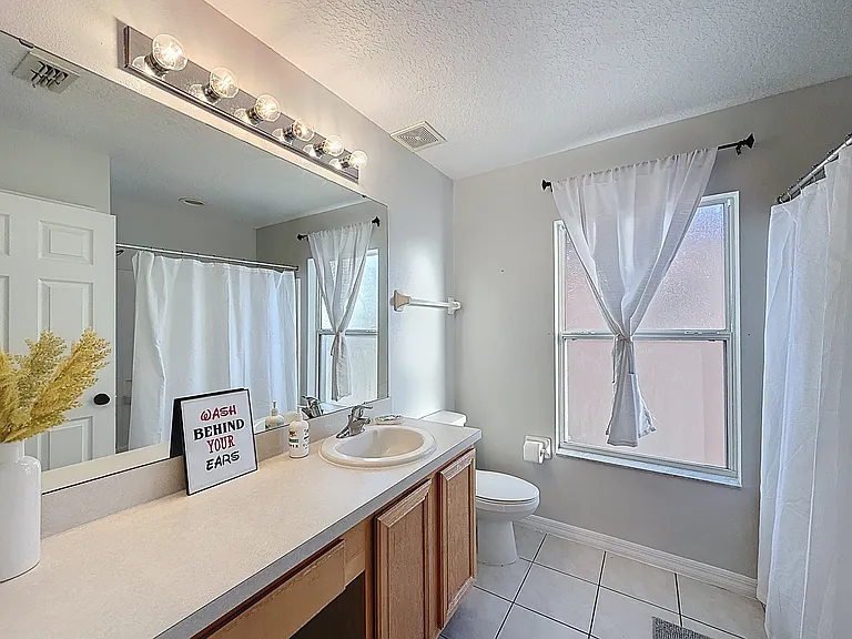 217 Sevilla Ave — Photo 16