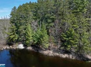 3 Yahoo Point Rd, Cook, MN 55723