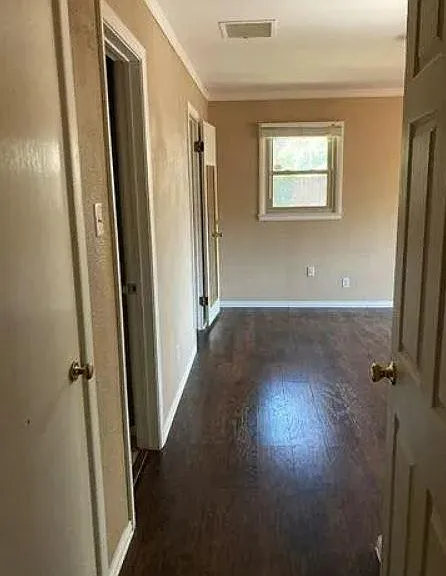 2201 Crescent Dr — Photo 8