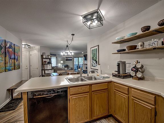 3rd image of 1509 Point Drive UNIT 103