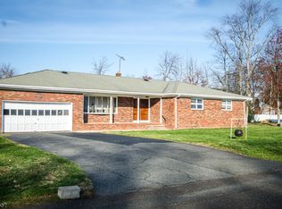 940 Beatrice Pkwy, Edison, NJ