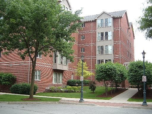 1st image of 27 E Hattendorf Ave Unit 515