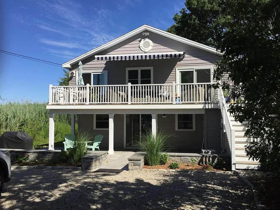 130 Shore Rd #A