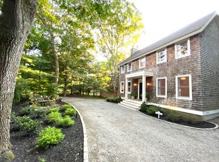 1461 Noyack Rd, Southampton, NY 11968