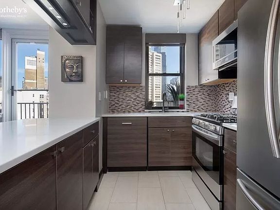 3rd image of 225 E 36th St #20FG