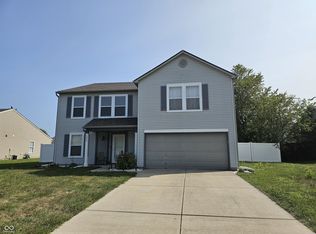 1395 King Maple Dr, Greenfield, IN