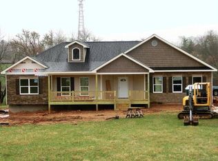 142 Addison Way, Horse Shoe, NC 28742