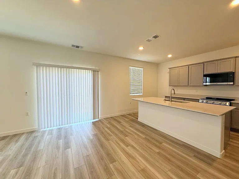 4796 Jema Way — Photo 5