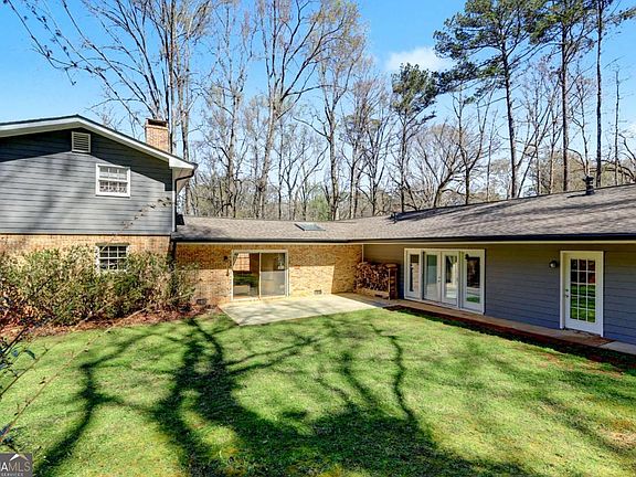 3rd image of 5213 Oxbow Rd