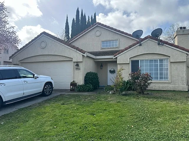 8320 Dalkeith Way — Photo 26