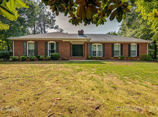 4602 Hood Dr, Charlotte, NC 28213