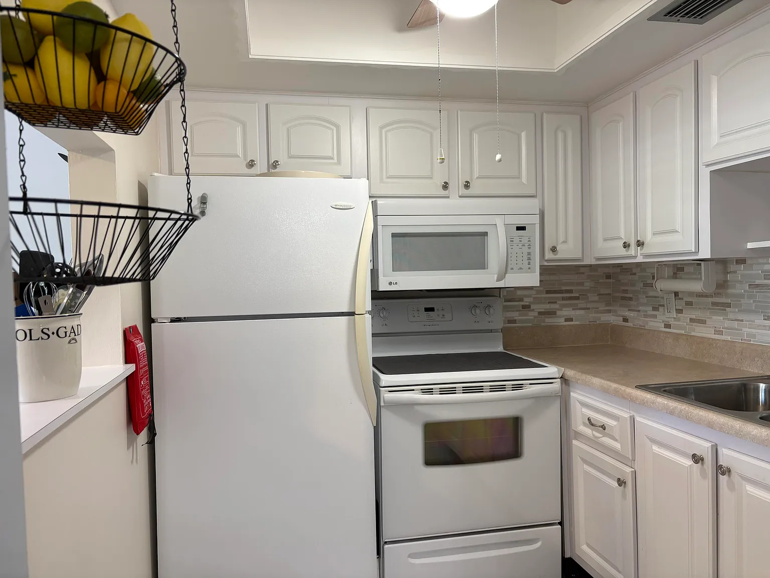 1 bed, 1.5 bath, 696 sqft, $1,450 — Photo 4