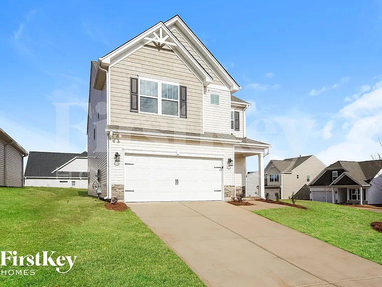1100 Mission Hill Ln — Photo 2