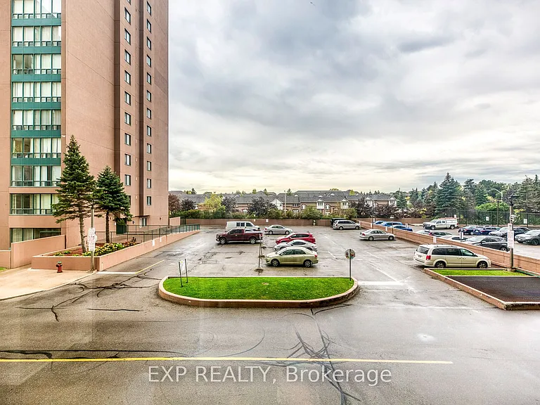 135 Hillcrest Ave #205 — Photo 17