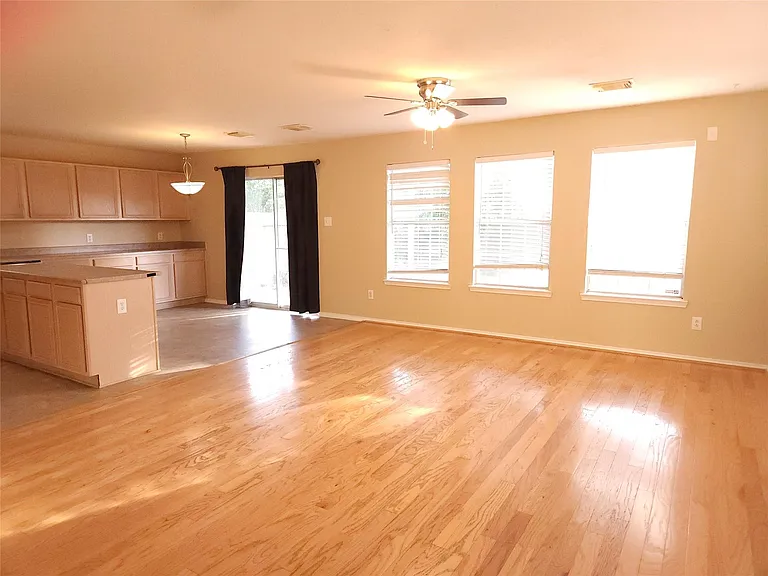 3827 Brook Garden Ln — Photo 2