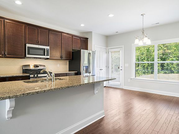 Images of the home are for illustrative purposes only and should never be relied upon