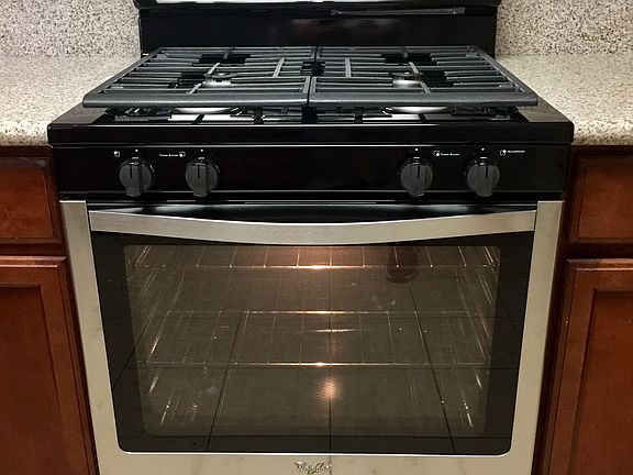 New Stainless Whirlpool Gas Range