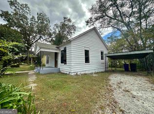 182 James St, Forsyth, GA 31029