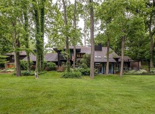 8445 Heilman Dr, New Carlisle, OH 45344