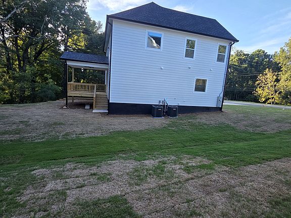 5th image of 1013 S Gordon Rd