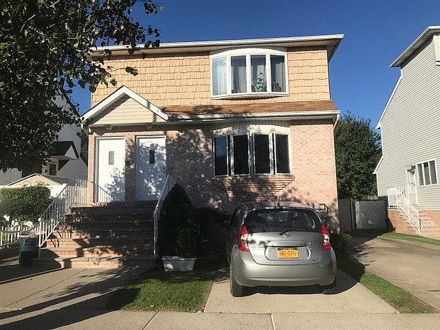 1st image of 90 Kenilworth Ave