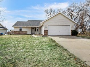 3274 Widgeon Dr, Janesville, WI 53546