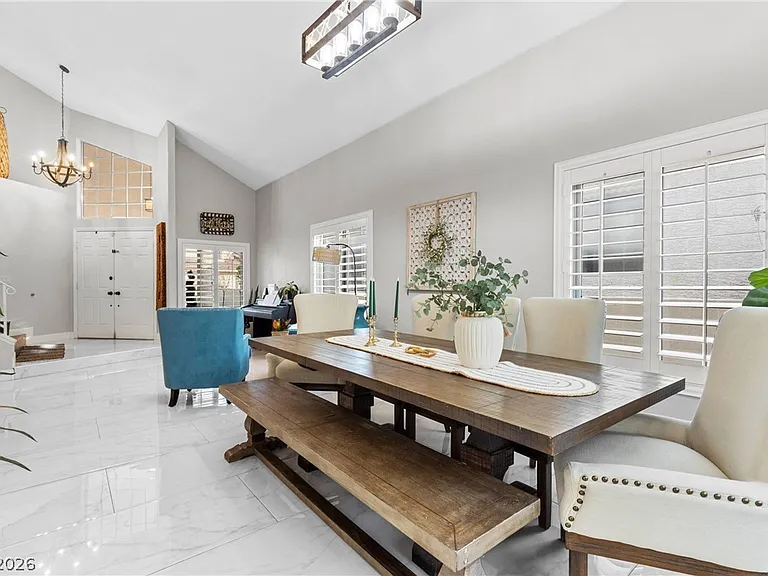 407 Crater Ct — Photo 8
