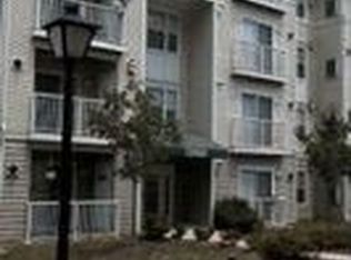 13900 Farnsworth Ln APT 4105, District Heights, MD 20772