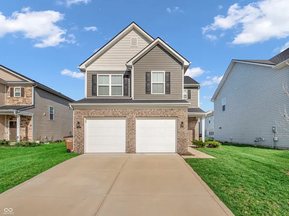 3053 Creekridge Ct, Columbus, IN 47201