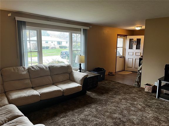4th image of 6394 S Park Blvd