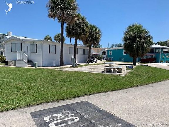 2nd image of 2040 Nettles Blvd
