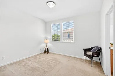 114 Barnhill Dr #114 — Photo 8