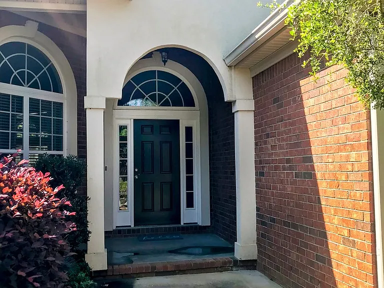 1067 Blackfoot Dr — Photo 3