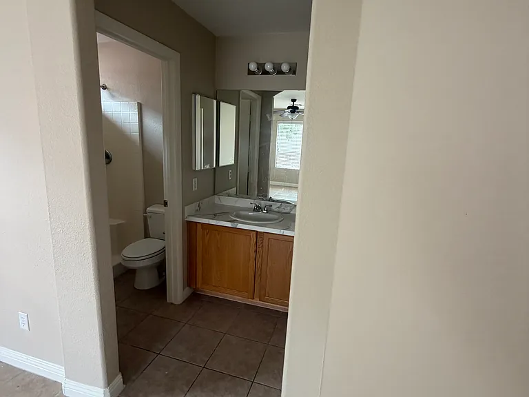 10212 Arlington Abby St — Photo 8