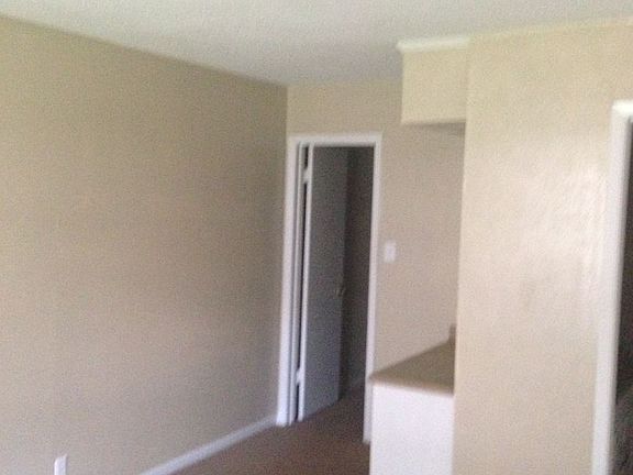 5th image of 1020 S Paris St APT 105