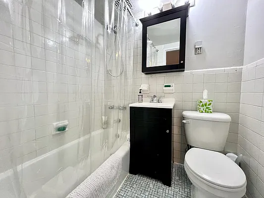 Rented by Mason Group LLC | media 15