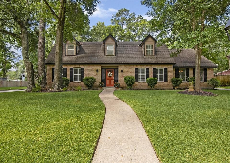 1st image of 2126 Lakeville Dr