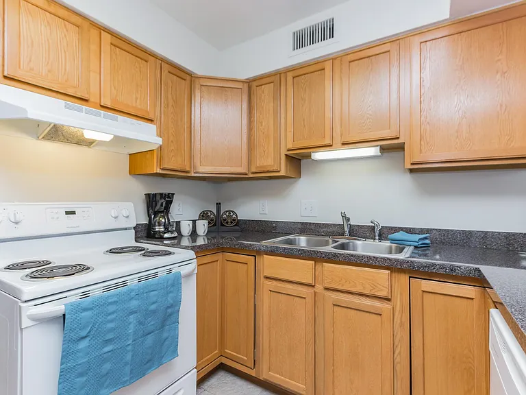 United Communities, Military Housing — Photo 103