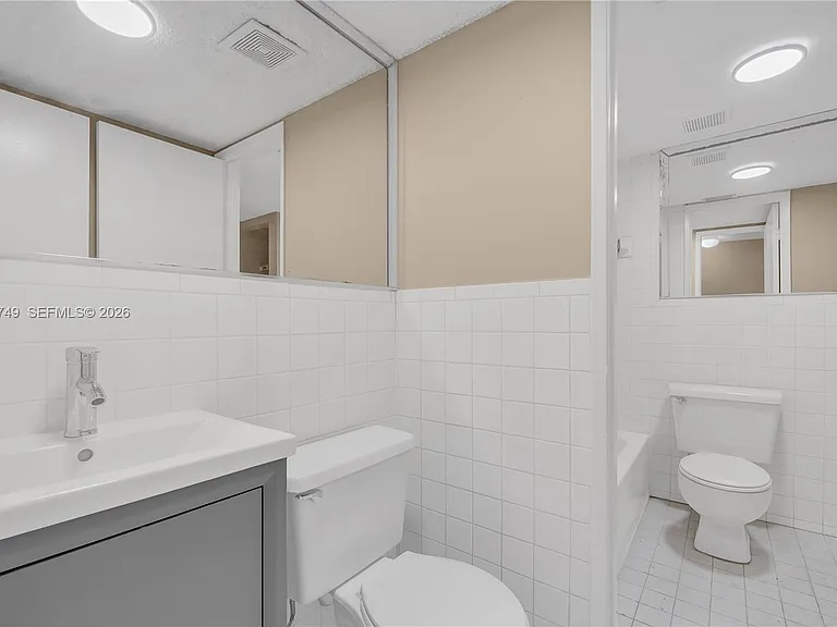 6041 W 24th Ave #B-111 — Photo 10