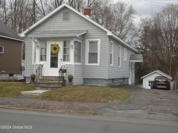 81 Cuthbert Street, Scotia, NY 12302