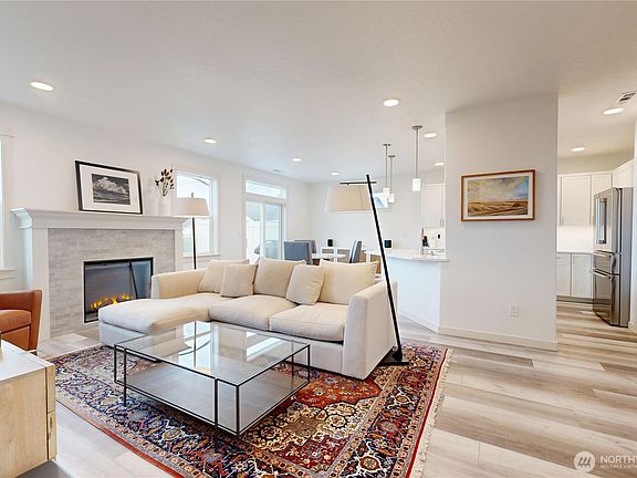 4th image of 1428 Pat Avenue