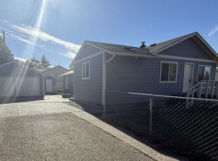 155 Sheridan Rd, Bremerton, WA 98310