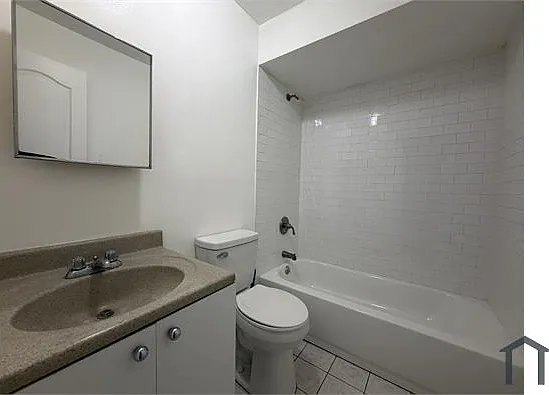 Studio, $2,696 — Photo 3