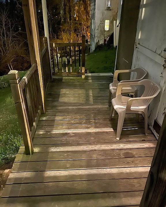 2nd image of 839 Trout St