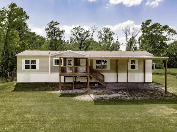 12197 Perry Babin Ln, Saint Amant, LA 70774
